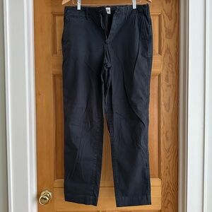 GAP Women’s High Rise Straight Khakis — Black 10 Tall